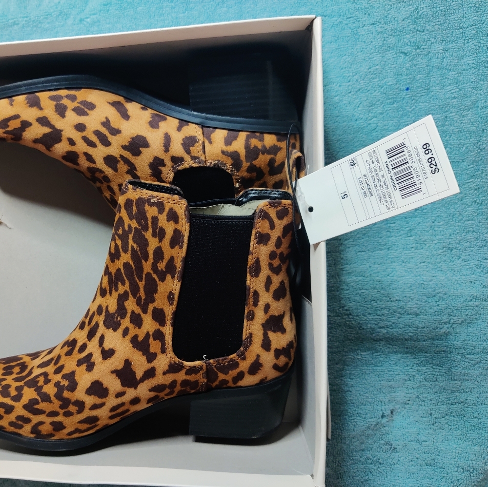 Leopard boots - Picture 2 of 5